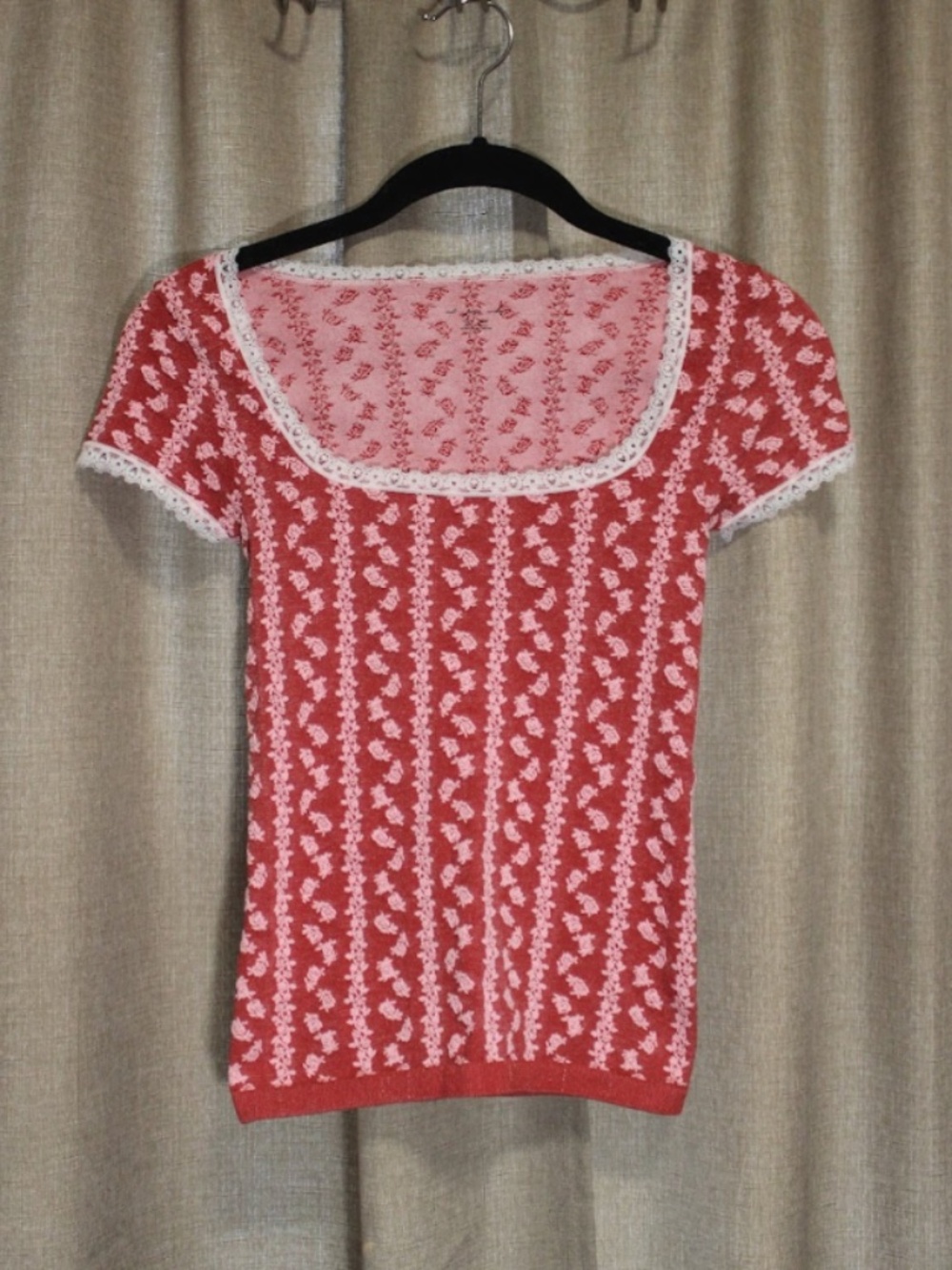 Urban Outfitters Fitted Floral Tee